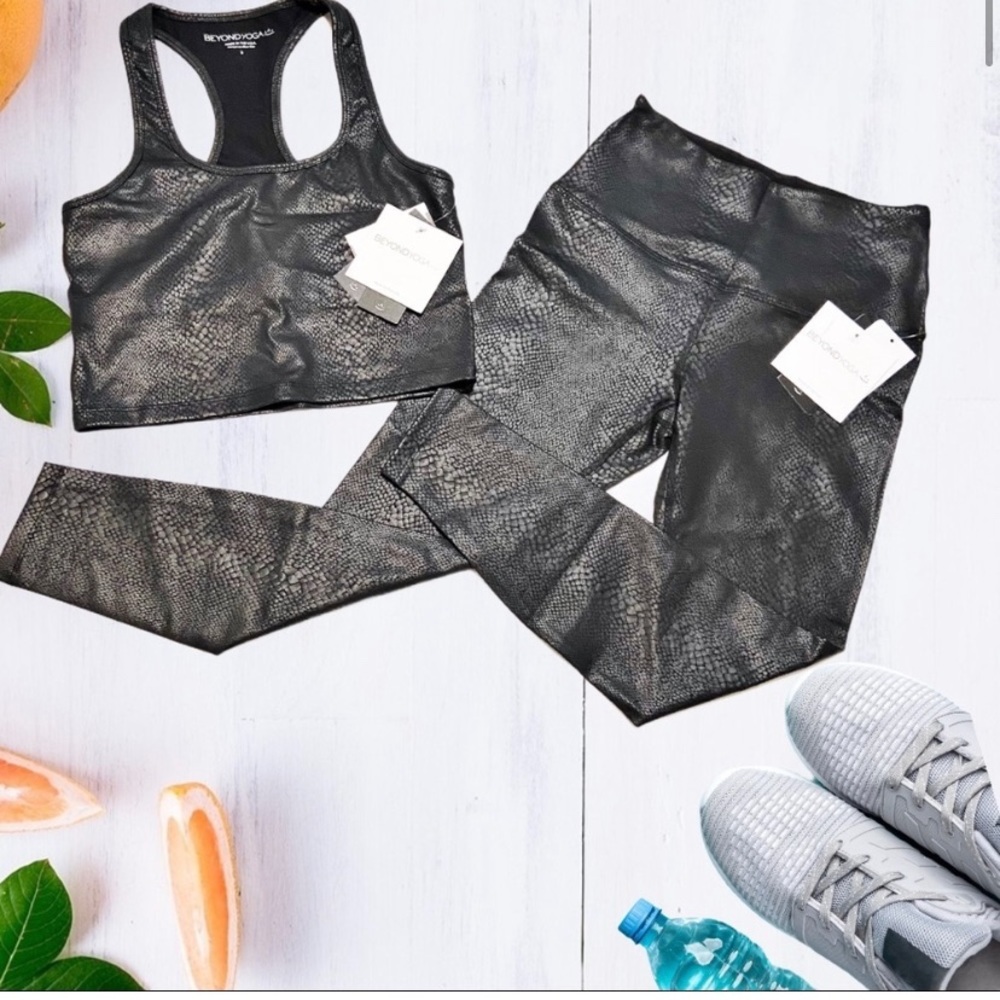 Beyond Yoga Viper Print Leggings Tank Top Set NWT